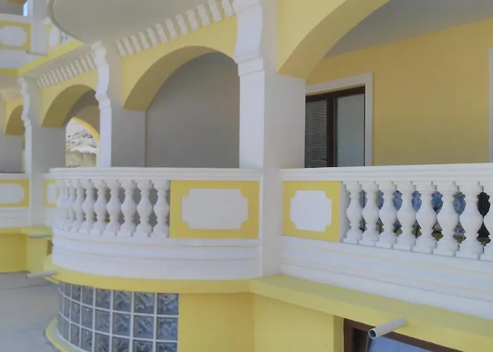 Villa Ana