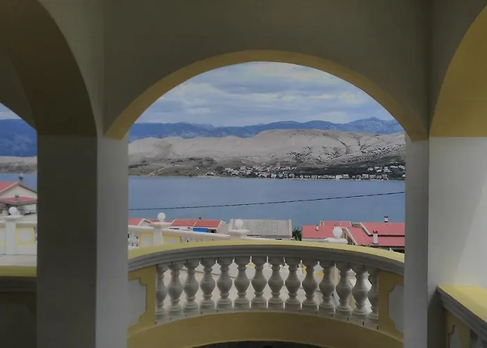 Villa Ana